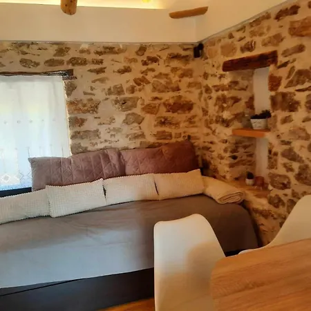 Villa Vila Kosta Petalídhion