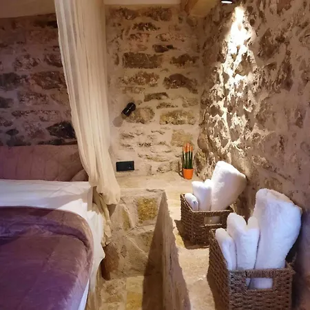 Villa Vila Kosta Petalídhion